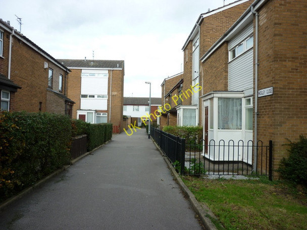 Photo 6"x4" Midgley Close, Great Thornton Street Estate, Hull Kingston upon Hull c2010