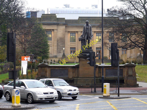 Photo 6"x4" Monument to Lord Armstrong, Barras Bridge Newcastle upon Tyne c2010