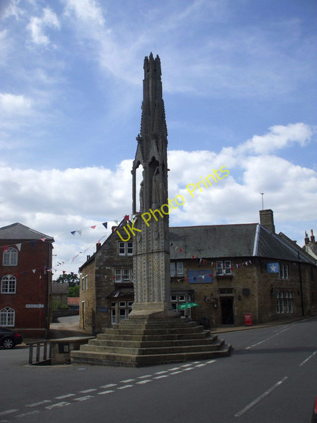 Photo 6"x4" Eleanor Cross, Geddington, Northamptonshire Geddington c2009