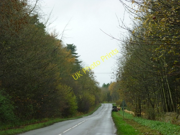 Photo 6"x4" The B1208 towards Ermine Street Broughton Common c2010