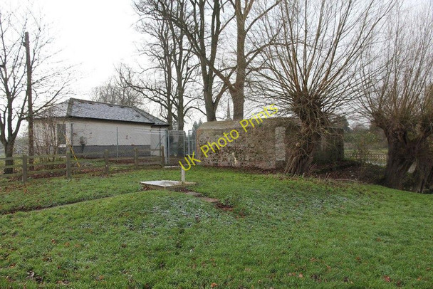 Photo 6"x4" Changing rooms by the pillbox Wallingford c2010