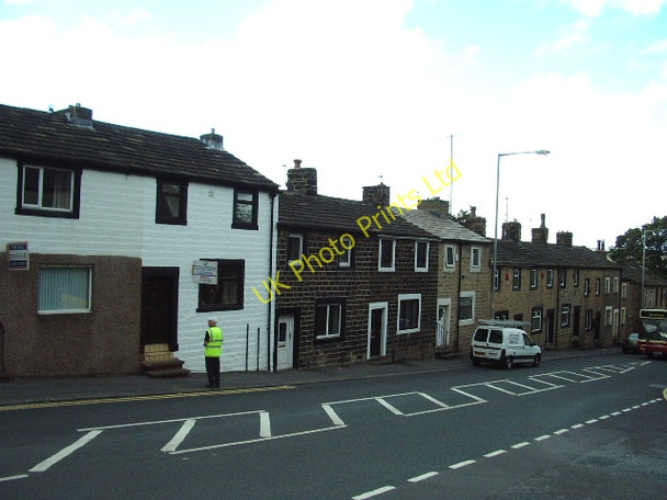 Photo 6"x4" Terrace Houses, Walverden Road, Brierfield Brierfield c2006
