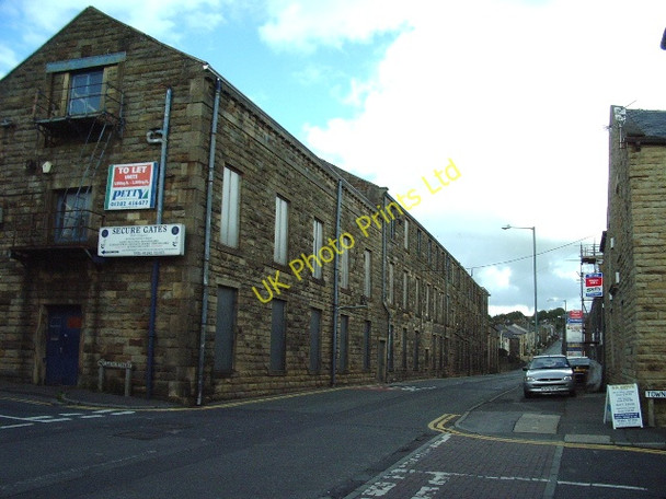 Photo 6"x4" Oxford Mill, Harle Syke Nelson\/SD8637 c2006