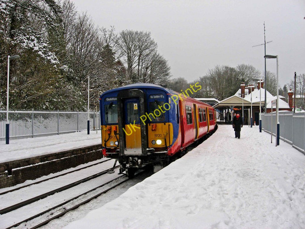 Photo 6"x4" South West Trains EMU no. 5920 at London Road Guildford Railway Station Guildford c2010