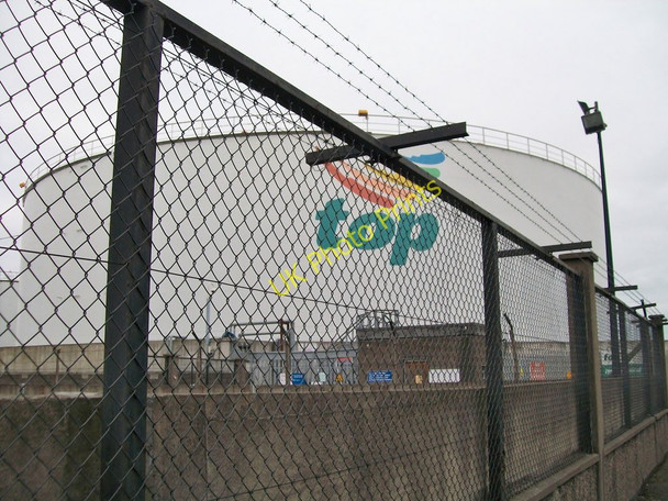 Photo 6"x4" Giant tank at the Top Tank Farm, Tolka Quay Road Irishtown\/O1833 c2010