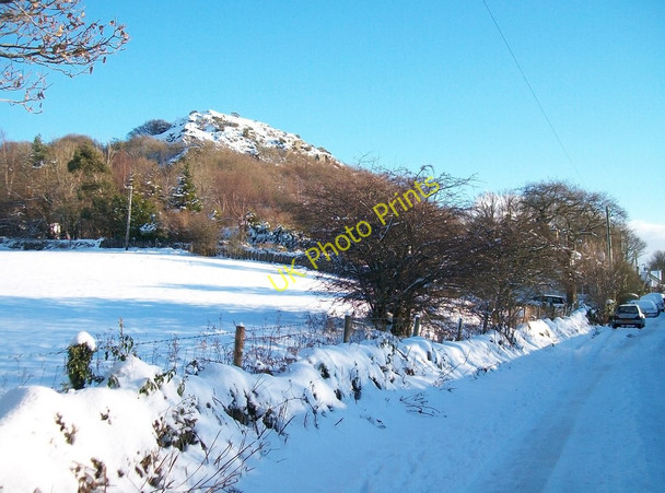 Photo 6"x4" A snowy Craig y Dinas Penisa'r Waun c2010