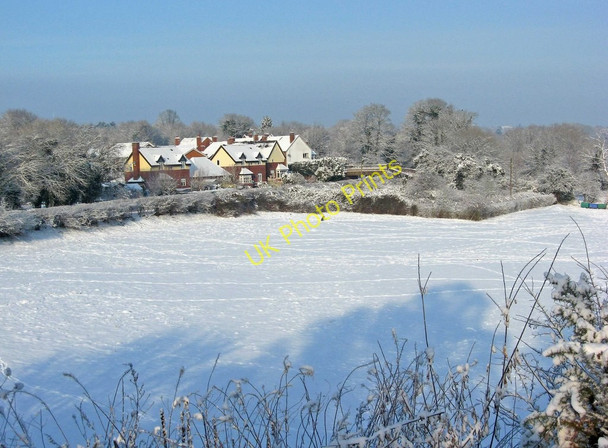Photo 6"x4" Snow covered field Stourport-on-Severn c2010