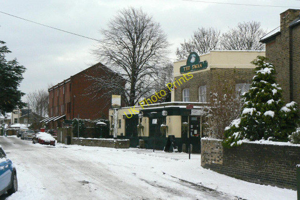 Photo 6"x4" The Swan, Acton Lane Acton\/TQ2080 c2010