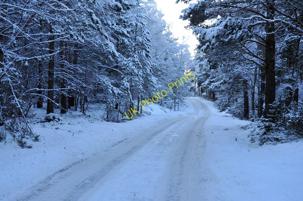 Photo 6"x4" Very icy road near Tulloch Tulloch\/NH9816 c2010