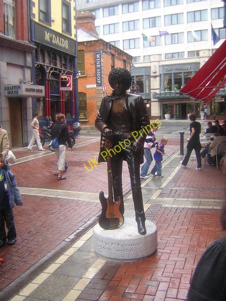 Photo 6"x4" Phil Lynott statue, off Grafton Street, Dublin Dublin\/O1534 c2005