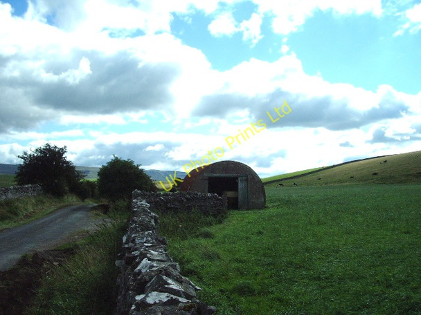 Photo 6"x4" Nissen Hut Smardale c2006