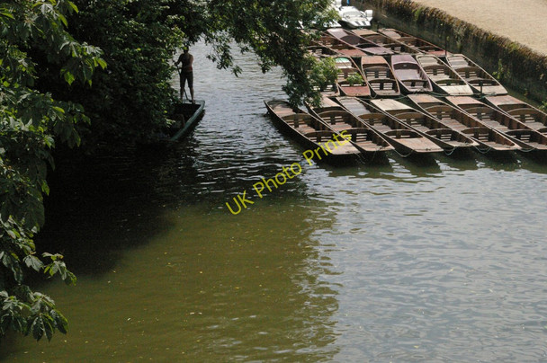 Photo 6"x4" Oxford: punts from Magdalen Bridge Oxford\/SP5106 c2009