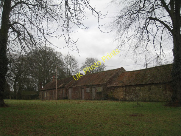 Photo 6"x4" Outbuildings in Scawby Scawby c2011