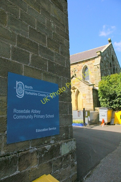 Photo 6"x4" Rosedale Abbey Primary School Rosedale Abbey c2005 P3