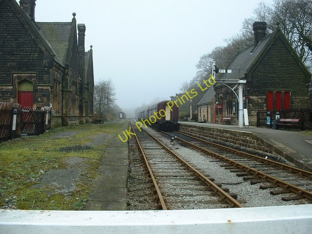 Photo 6"x4" Darley Dale Station Churchtown\/SK2662 c2002
