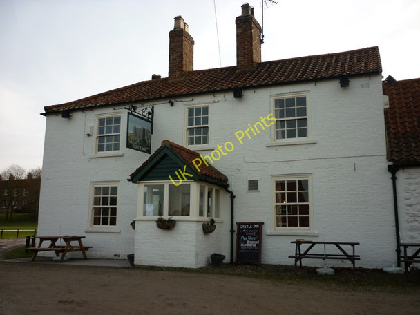 Photo 6"x4" The Castle Inn, a Sam Smith's pub in Sheriff Hutton Sheriff Hutton c2011