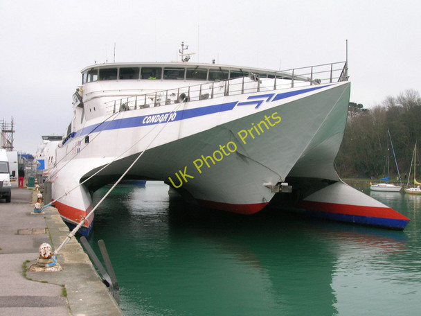 Photo 6"x4" Catamaran ferry, Weymouth Weymouth\/SY6779 c2011