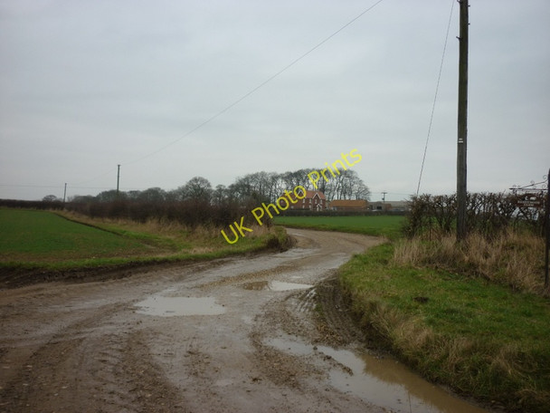 Photo 6"x4" The farm track to Bassymoor Farm, off Harsell Lane Seaton\/TA1646 c2011