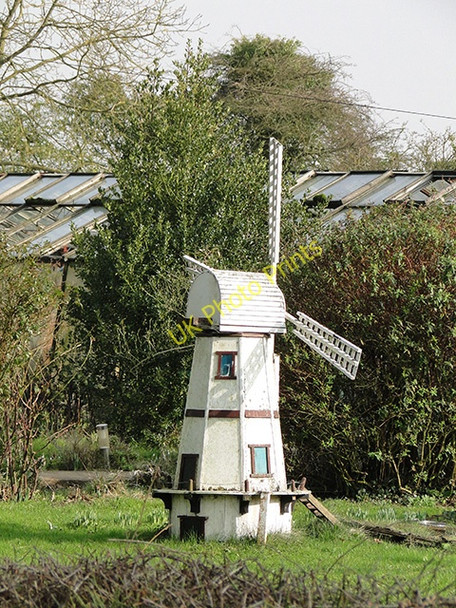 Photo 6"x4" North Green windmill! North Green\/TM3966 c2011