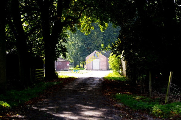 Photo 6"x4" Chalet Farm Langtoft\/TA0166 c2006