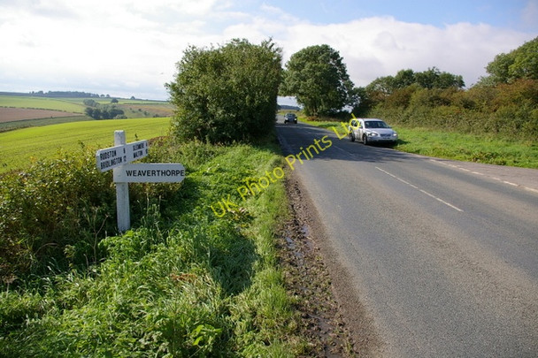 Photo 6"x4" B1253 near Octon Langtoft\/TA0166 c2006