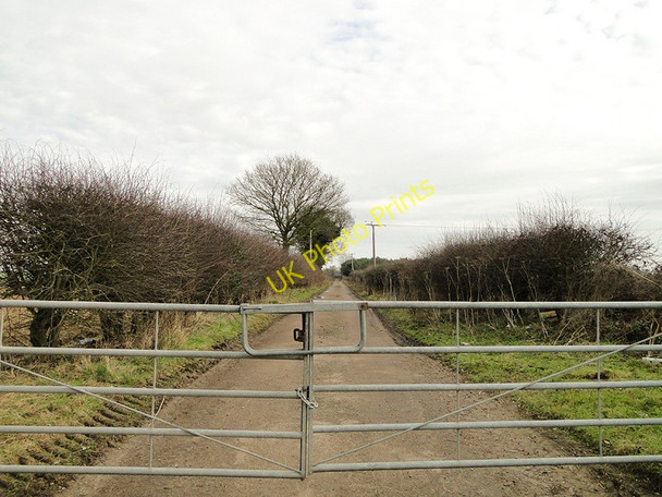 Photo 6"x4" Gated back entrance to Palgrave Hall, Norfolk Swaffham c2011