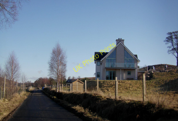 Photo 6"x4" House on the road between Catlodge and Bridge of Truim Balgowan\/NN6394 c2011