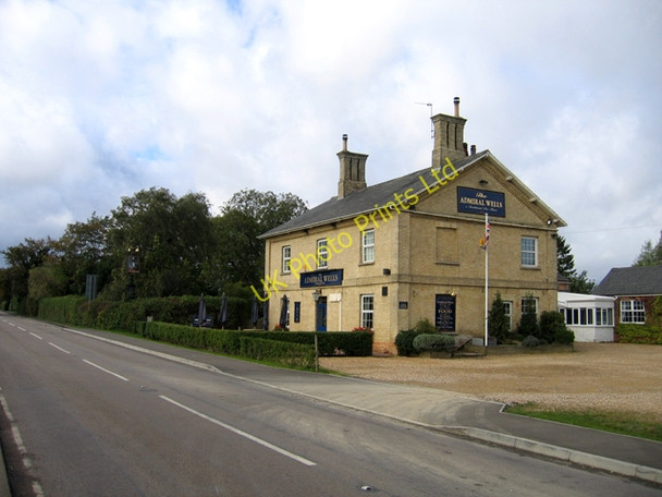 Photo 6"x4" The Admiral Wells public house, Holme, Cambs Holme\/TL1987 c2006