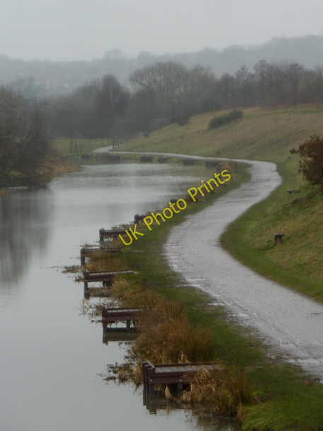 Photo 6"x4" View along the Chesterfield canal from the Bilby Lane bridge New Brimington c2011