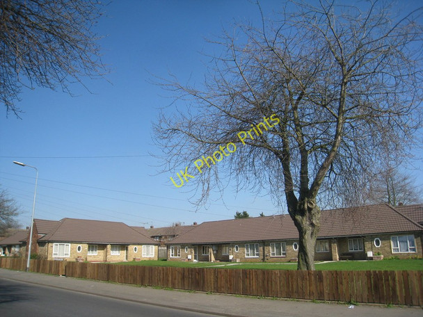 Photo 6"x4" Bungalows on Willoughby Road, Ashby Scunthorpe c2011