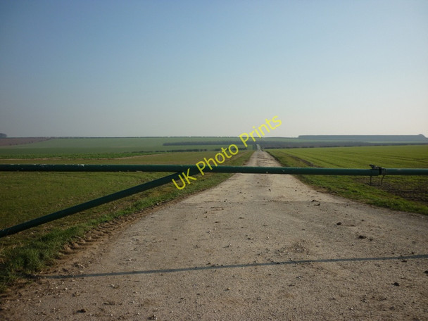 Photo 6"x4" A farm track to Aunhamdale Farm Huggate c2011