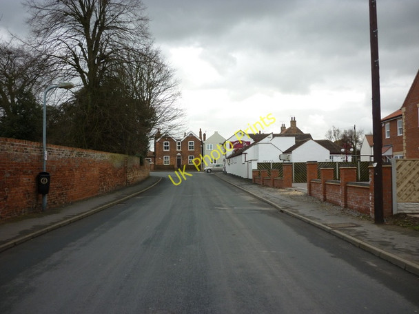 Photo 6"x4" Looking south along Albion Hill (road) Epworth Epworth c2011