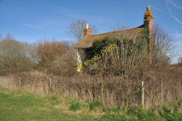 Photo 6"x4" Derelict cottage, Taynton Kent's Green c2011
