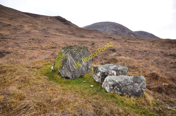 Photo 6"x4" Clach Oscar Torrin\/Na Torrin c2011