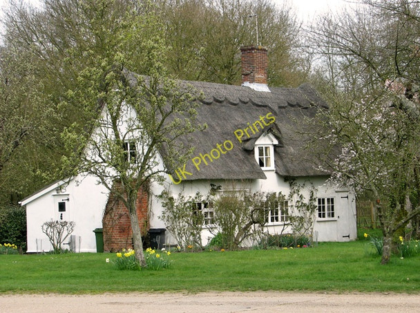 Photo 6"x4" Thatched cottage in Upper Street, Billingford Upper Street\/TM1780 c2011
