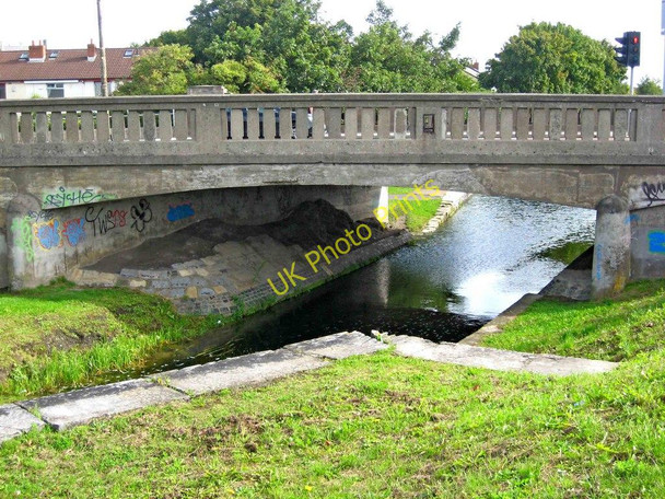 Photo 6"x4" Suir Road Canal Bridge, Kilmainham\/Cill Mhaighneann Kilmainham c2010
