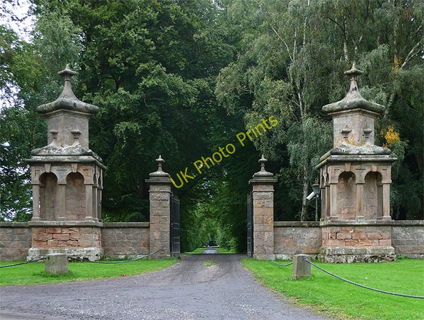 Photo 6"x4" Gates near Chillingham Newtown\/NU0425 c2010