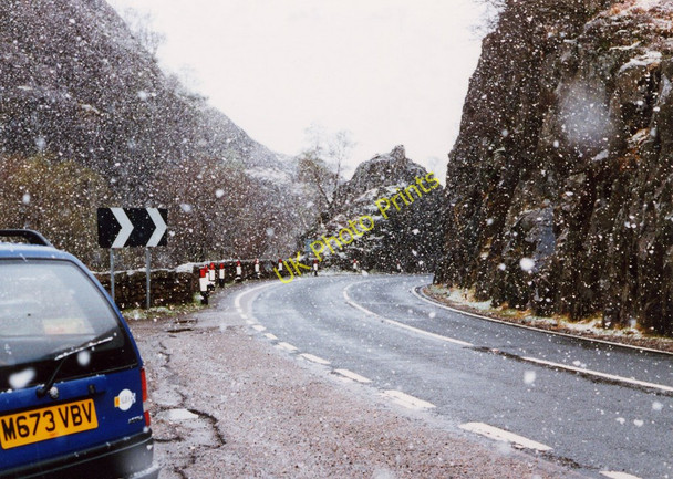 Photo 6"x4" A82 near Lairig Eilde waterfall during snow shower Stud c2002