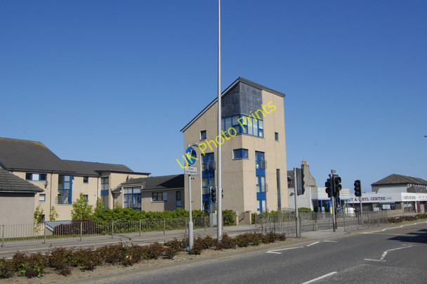 Photo 6"x4" Sheltered housing complex, Woodside, Aberdeen Aberdeen\/NJ9206 c2011