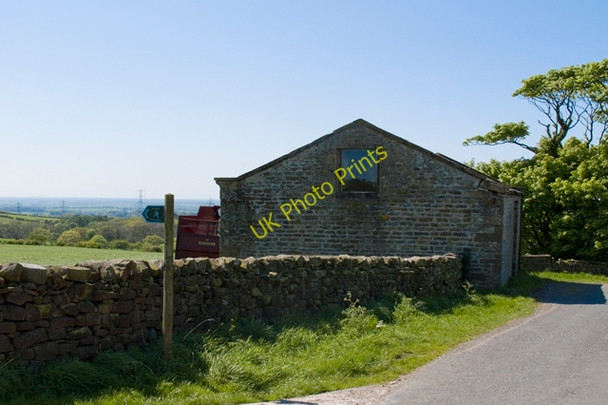 Photo 6"x4" Barn, Procter Moss Road Hampson Green c2011