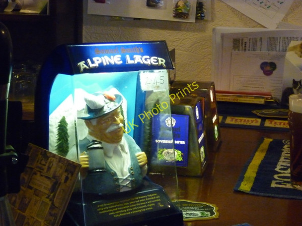 Photo 6"x4" The Rose and Crown pub, Little Driffield Driffield\/TA0258 c2011