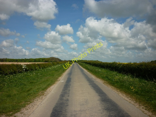 Photo 6"x4" A minor road towards Middleton-on-the-Wolds Middleton on-the-Wolds c2011