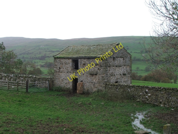 Photo 6"x4" Barn at the Western End of Newbiggin. Newbiggin\/SD9985 c2006