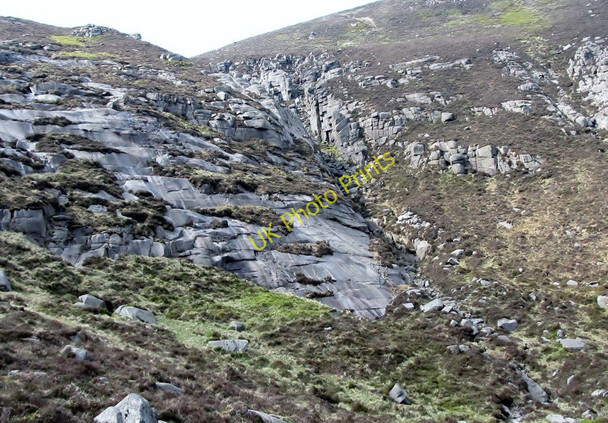 Photo 6"x4" A hanging valley in the back-wall of the Glen River Valley Newcastle\/J3732 c2011