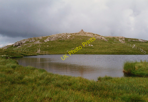 Photo 6"x4" Llyn y Fign and the summit of Glasgwm Craig y Ffynnon c1995