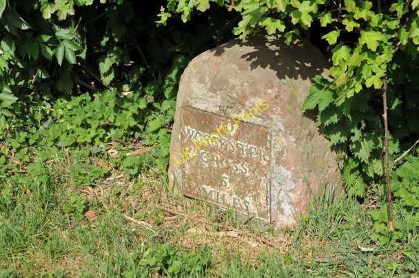 Photo 6"x4" Milestone in Kerswell Green Kerswell Green c2011