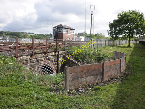 Photo 6"x4" The signal box, Yeovil Junction Yeovil c2011