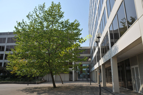 Photo 6"x4" Tricentre in Swindon Swindon\/SU1685 c2011