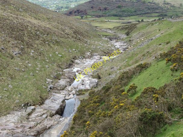 Photo 6"x4" The River Bann in the Spelga Pass Hilltown\/J2128 c2011