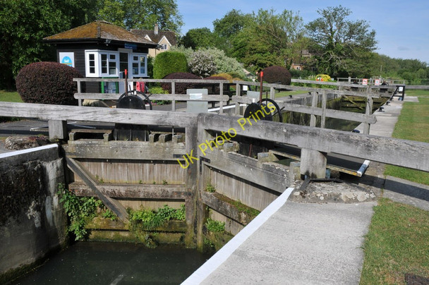 Photo 6"x4" Buscot Lock Lechlade on Thames c2011